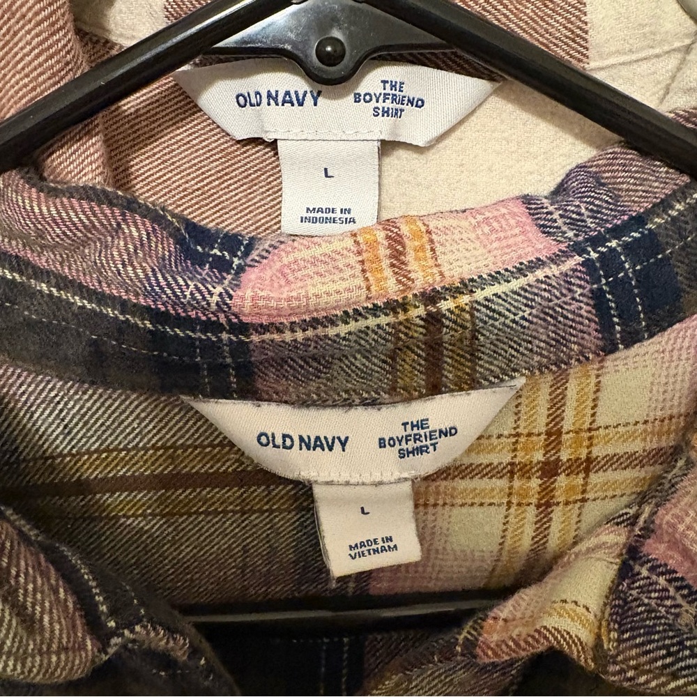 Lot of 2 Old Navy Boyfriend Shirt Plaid Flannels - Picture 6 of 6